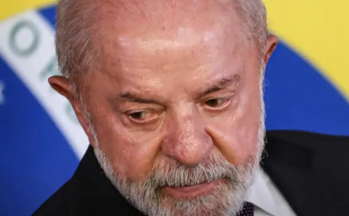 Mensagens no celular de Vorcaro apontam Jaques Wagner como "canal direto" a Lula